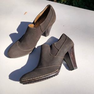 NEW Sofft Suede 3 3/4” Heeled Ankle Booties Brown 10